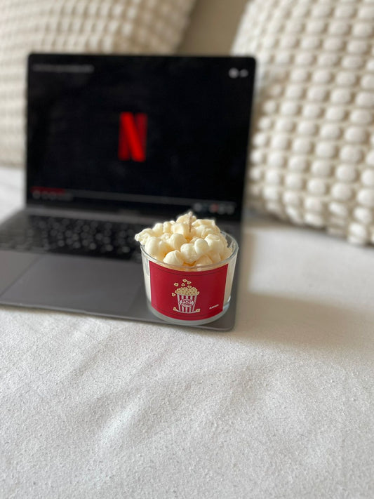 Pop corn candle